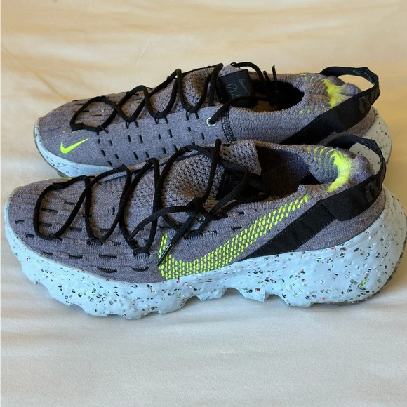 Nike Space Hippie 04 Grey/Volt-Black Men's Size 10.5 CZ6398-001 - Picture 4 of 10